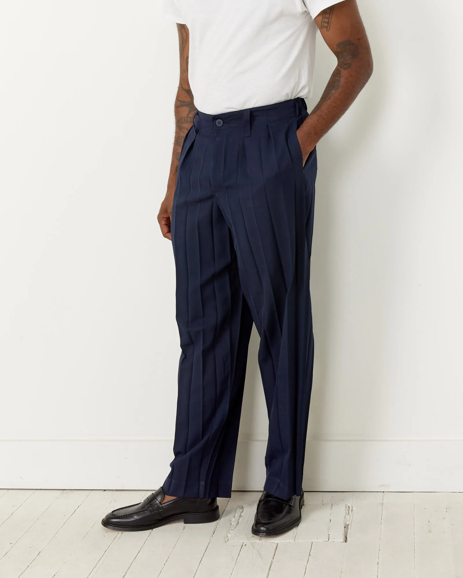 Edge Essemble Pant in Navy