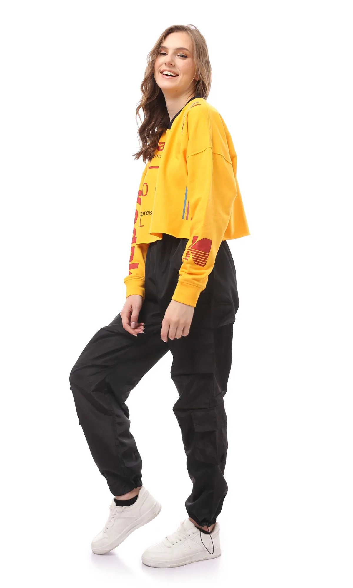 O172763 Slip On Long Sleeves Yellow Short Sweatshirt