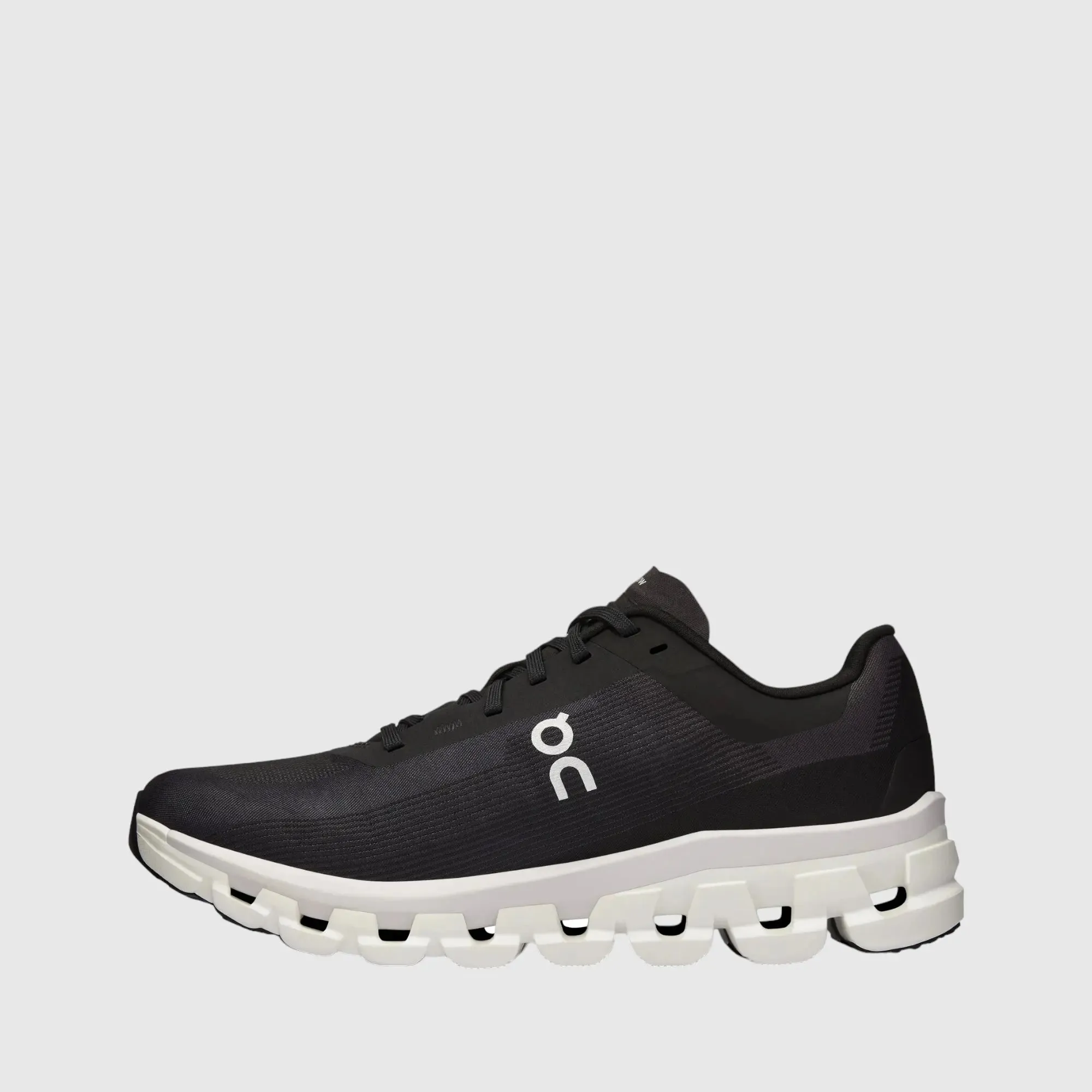 On Men's Cloud Flow 4 Black White