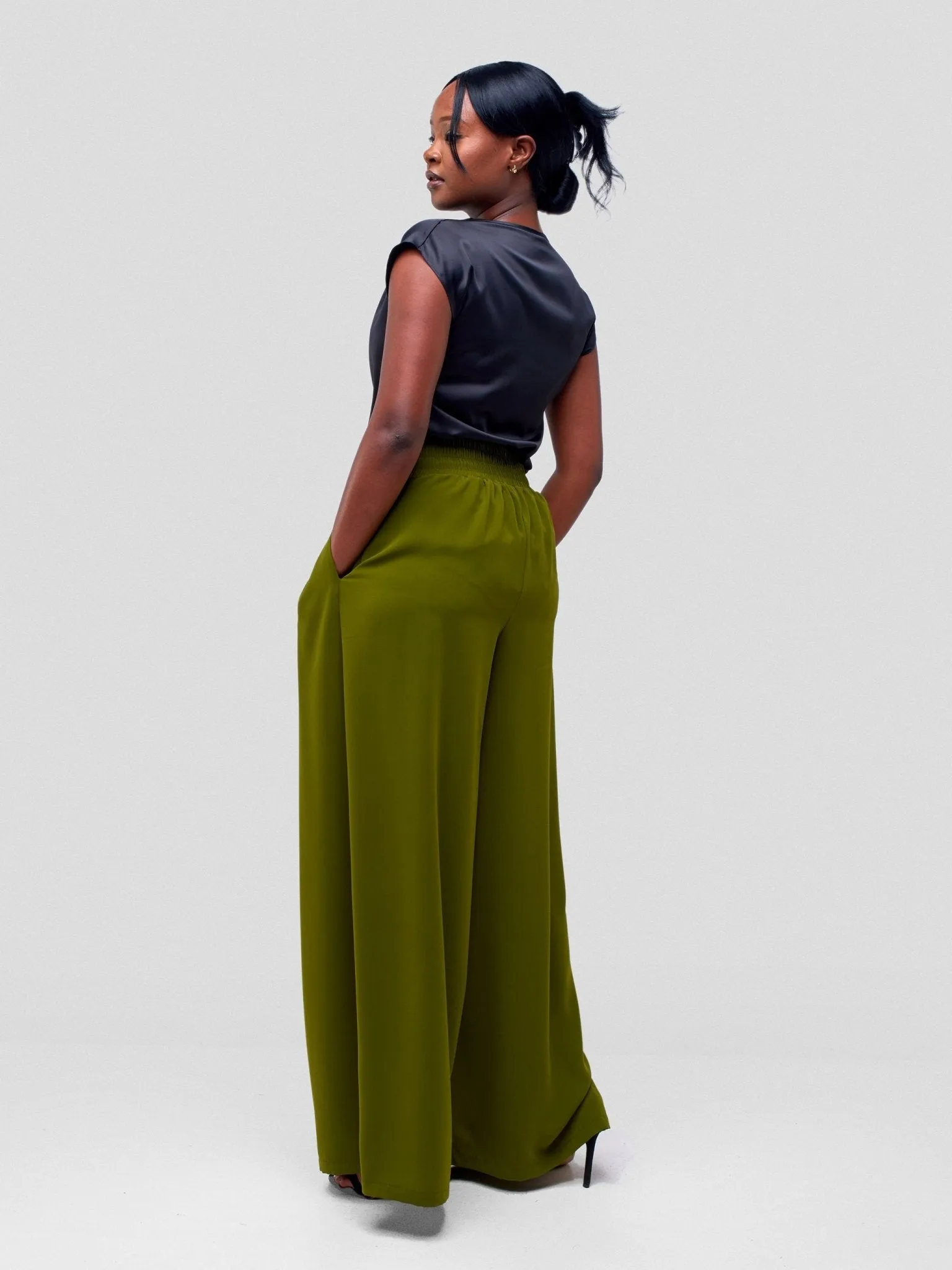 Vivo Ava Pleated Wide Leg Pants - Olive Green